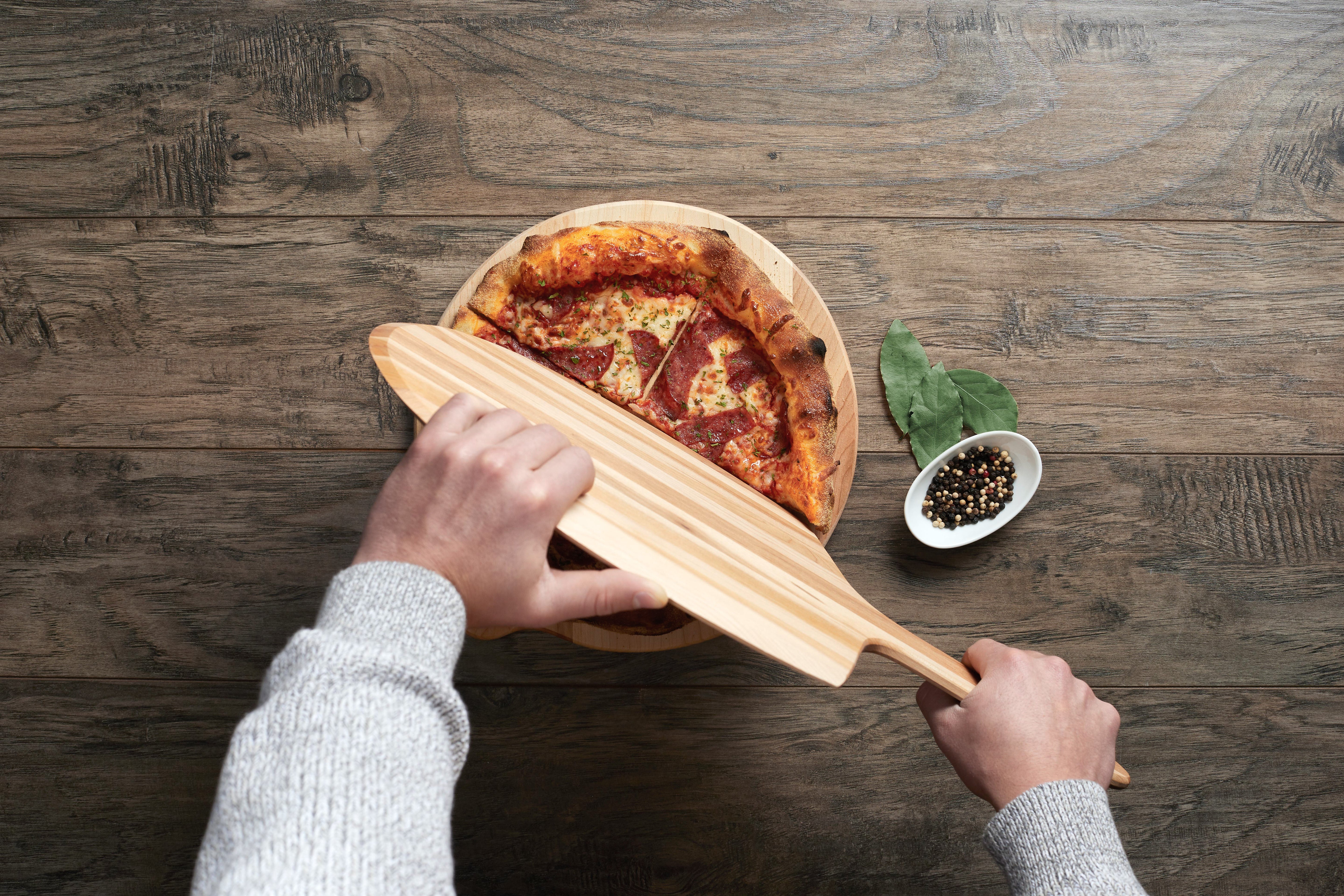 Palette à pizza en érable, grain couché, 3 po dia. x 21 x 0.375 po