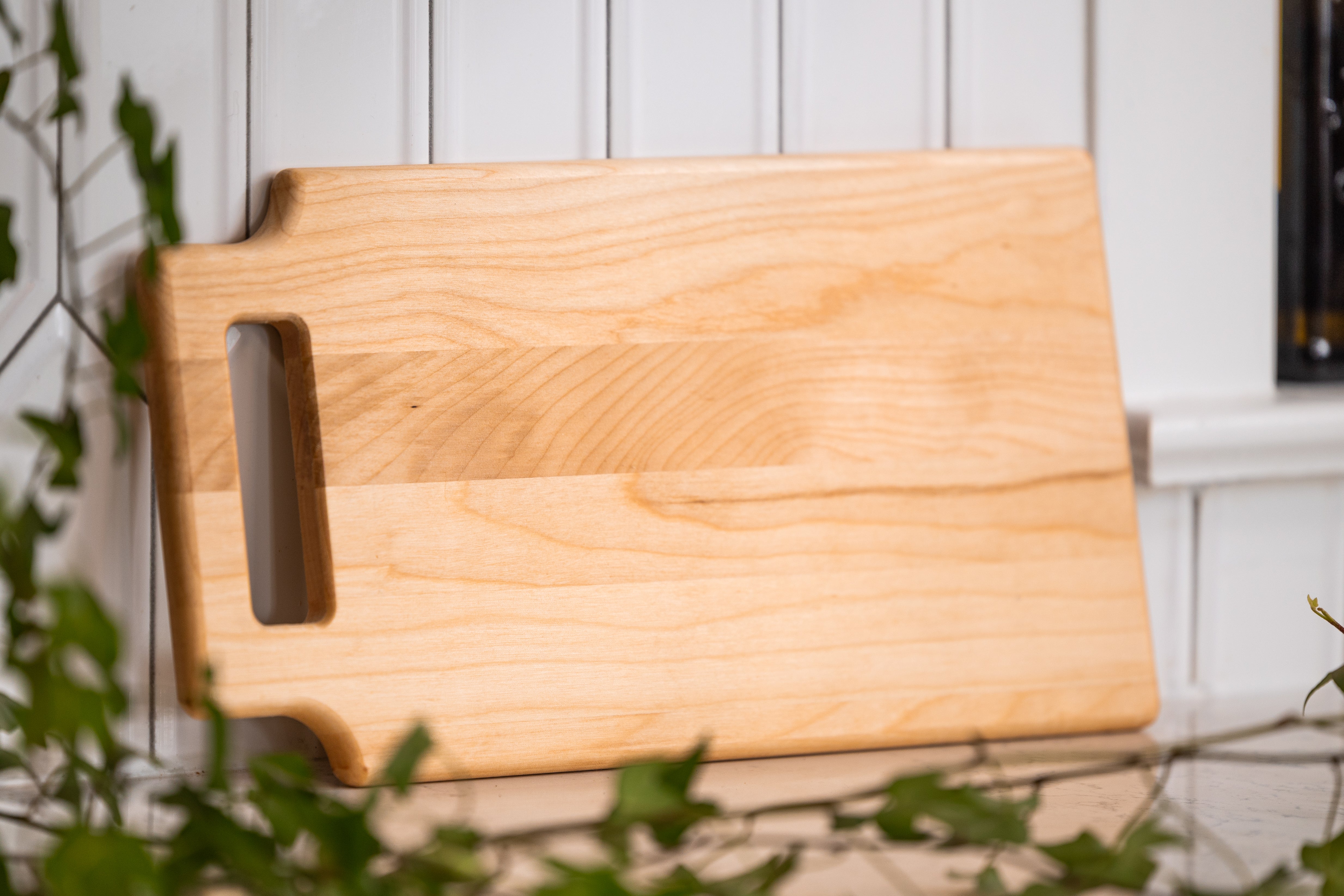 Maple cutting board, 9 x 16 x 0.625 in.
